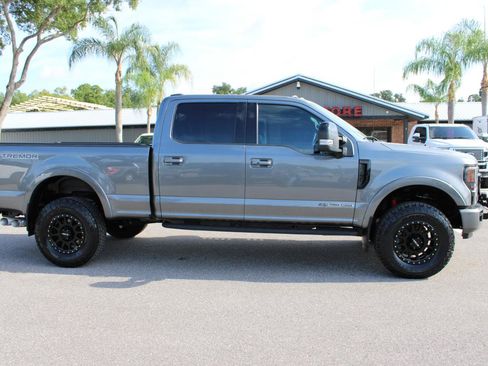 Used 2021 Ford F350 Lariat AWD/4WD image 9