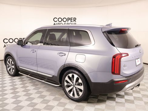 Used 2020 Kia Telluride EX w/ EX Premium Package AWD/4WD image 25