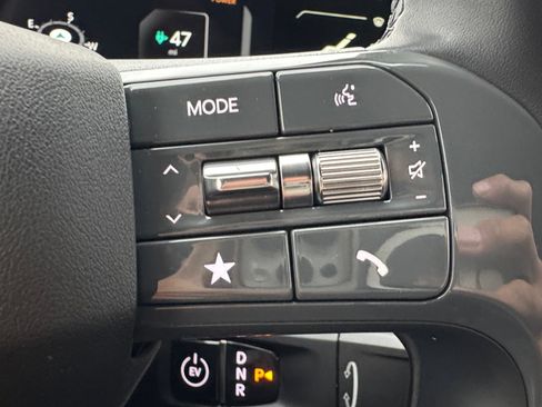 Used 2024 Kia EV9 Wind image 20