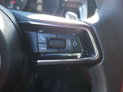 Certified 2025 Porsche Macan image 20