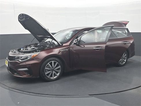 Used 2020 Kia Optima EX image 38