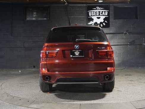 Used 2011 BMW X5 xDrive35i image 4