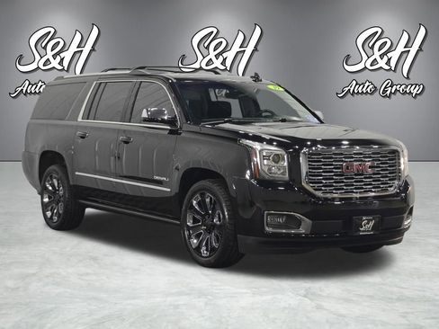 Used 2019 GMC Yukon XL Denali w/ Denali Ultimate Package AWD/4WD image 2