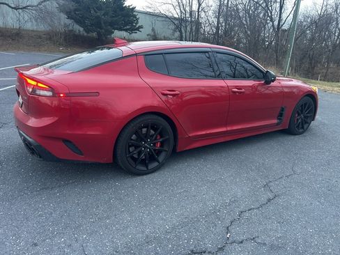 Used 2023 Kia Stinger GT2 image 3