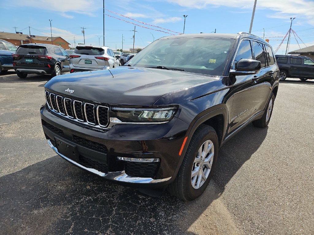 Used 2022 Jeep Grand Cherokee L Limited w/ Luxury Tech Group II RWD image 4