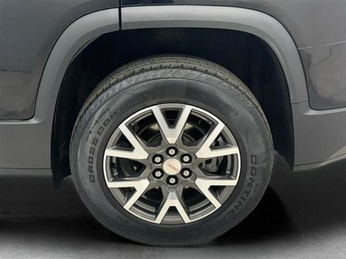 Used 2022 GMC Acadia SLE w/ Driver Convenience Package FWD image 42