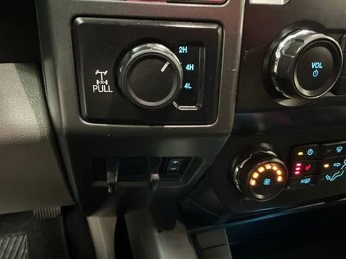 Used 2020 Ford F250 XLT w/ XLT Premium Package image 20