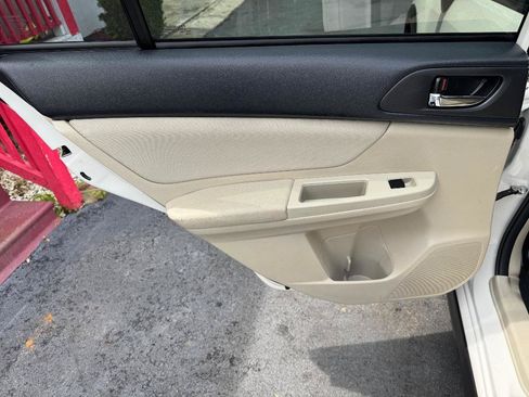 Used 2013 Subaru Crosstrek 2.0i Premium AWD/4WD image 18