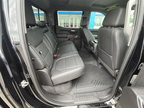 Used 2021 Chevrolet Silverado 1500 LT Trail Boss w/ Convenience Package II AWD/4WD image 12