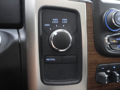 Used 2016 RAM 3500 Laramie AWD/4WD image 47