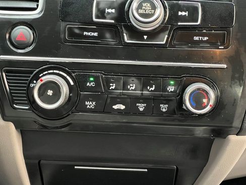Used 2013 Honda Civic LX image 17