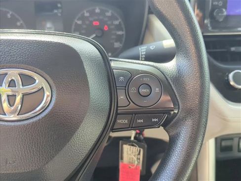 Used 2024 Toyota Corolla Cross L FWD image 15
