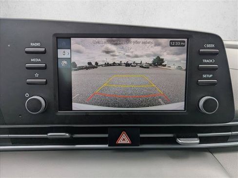 Certified 2026 Hyundai Elantra SE w/ Cargo Package FWD image 18