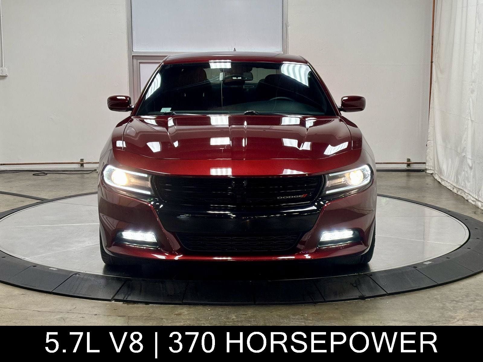 Used 2018 Dodge Charger R/T RWD image 3