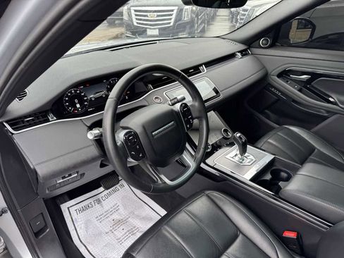 Used 2020 Land Rover Range Rover Evoque SE image 11