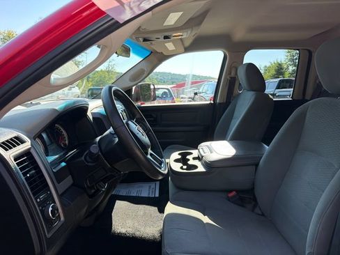 Used 2019 RAM 1500 Express AWD/4WD image 10