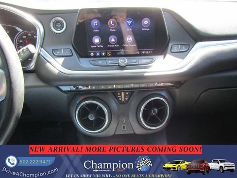 Used 2020 Chevrolet Blazer LT FWD image 14