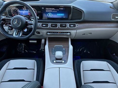 New 2026 Mercedes-Benz GLS 63 AMG 4MATIC image 11