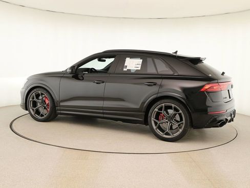 New 2026 Audi RS Q8 performance image 3