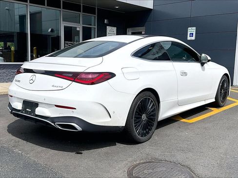 Used 2025 Mercedes-Benz CLE 300 4MATIC Coupe image 4