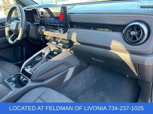 Certified 2024 Chevrolet Colorado Z71 w/ Z71 Convenience Package 2 AWD/4WD image 27
