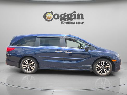 Used 2023 Honda Odyssey Touring image 6