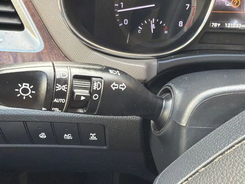 Used 2017 Hyundai Santa Fe Limited w/ Cargo Package image 15