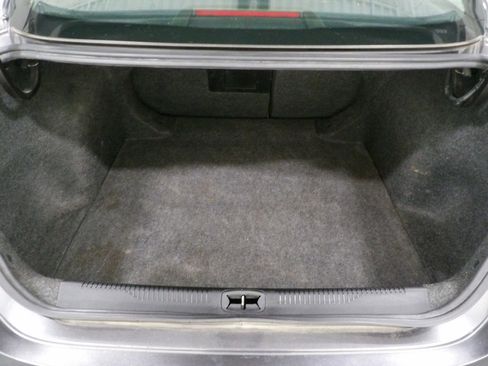 Used 2015 Chrysler 200 Limited w/ Convenience Group FWD image 7