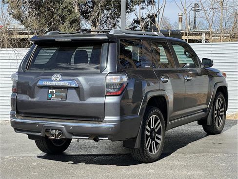 Used 2015 Toyota 4Runner Limited image 10