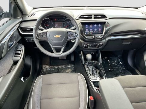 Used 2021 Chevrolet TrailBlazer LT w/ Convenience Package image 21