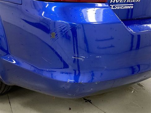 Used 2012 Dodge Avenger SE image 20