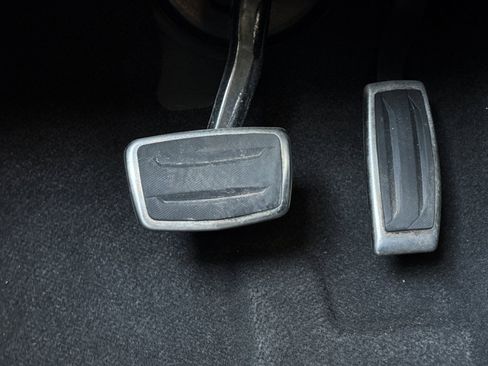 Used 2025 Buick Envision Sport Touring image 40