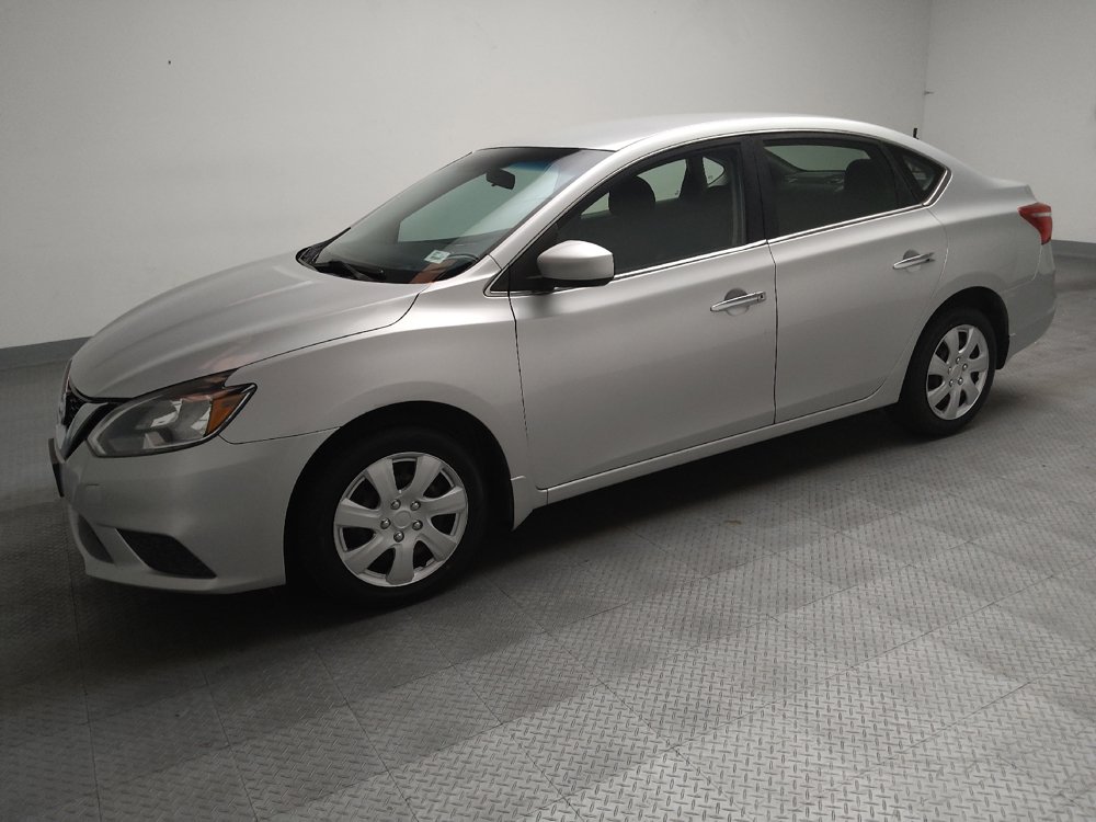 Used 2019 Nissan Sentra S FWD image 2