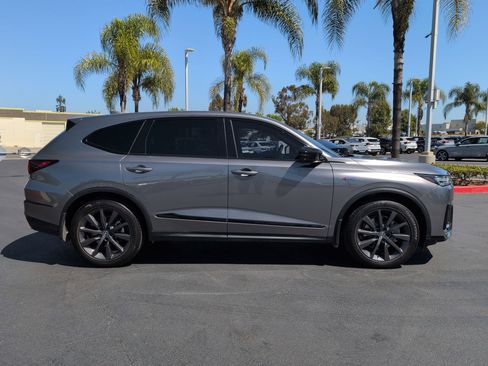 Used 2025 Acura MDX A-Spec AWD/4WD image 11