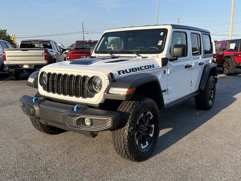 Used 2024 Jeep Wrangler Unlimited Rubicon 4xe AWD/4WD image 2