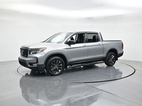 Used 2021 Honda Ridgeline Sport image 5
