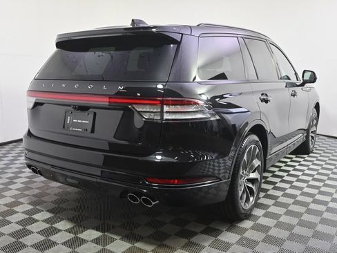 New 2026 Lincoln Aviator AWD w/ Jet Appearance Package image 6