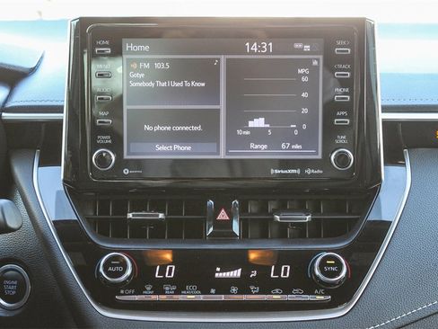 Used 2022 Toyota Corolla XSE image 18