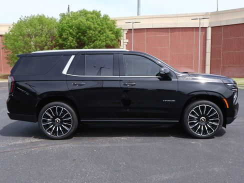 New 2026 Chevrolet Tahoe High Country AWD/4WD image 38