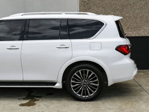 Used 2019 INFINITI QX80 Luxe w/ 22" Wheel Package RWD image 17
