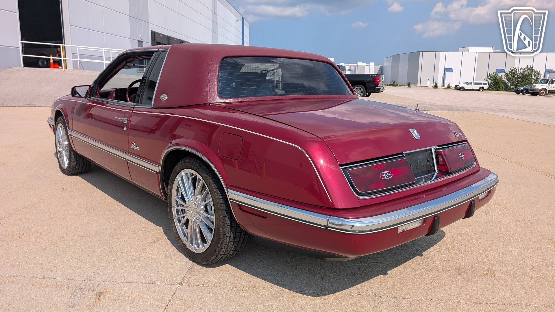 Used 1990 Buick Riviera Coupe FWD image 9