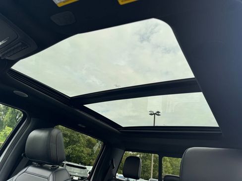 Used 2025 Ford F150 Raptor image 12