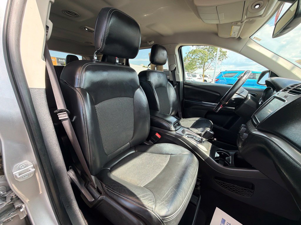 Used 2019 Dodge Journey Crossroad FWD image 21