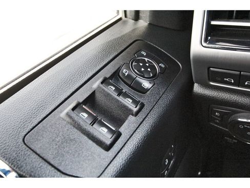 Used 2020 Ford F150 Platinum w/ Equipment Group 701A Luxury AWD/4WD image 20