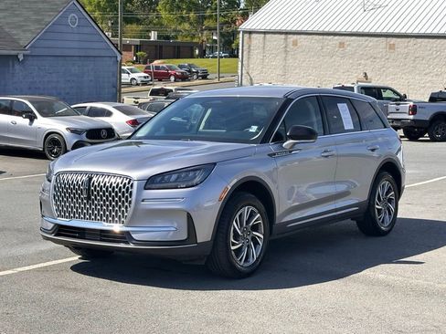 Used 2024 Lincoln Corsair AWD image 2