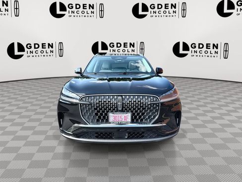 Certified 2026 Lincoln Aviator 2WD image 3