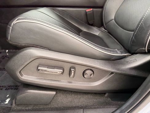 Used 2023 Honda Pilot Elite image 13