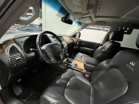 Used 2011 INFINITI QX56 4WD w/ Theater Pkg image 19