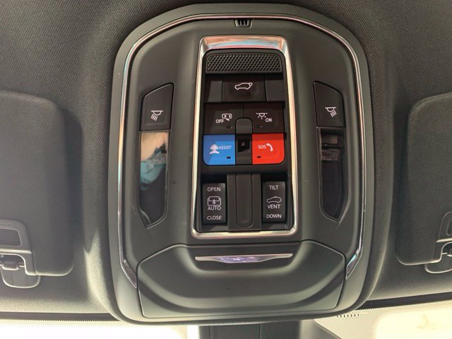 Used 2023 Jeep Grand Cherokee Altitude AWD/4WD image 32