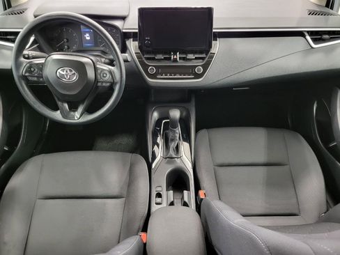 Used 2024 Toyota Corolla LE image 6